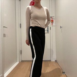 Aritzia Black and White Stripped Pant